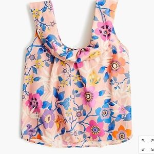 Sleeveless scoop neck tank